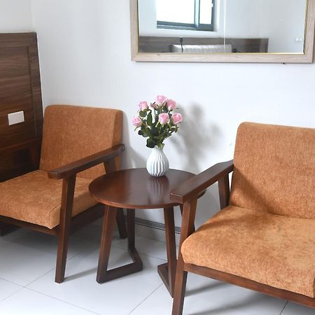 Thanh Hang Hotel Near Emerald My Dinh Hanoi Bagian luar foto